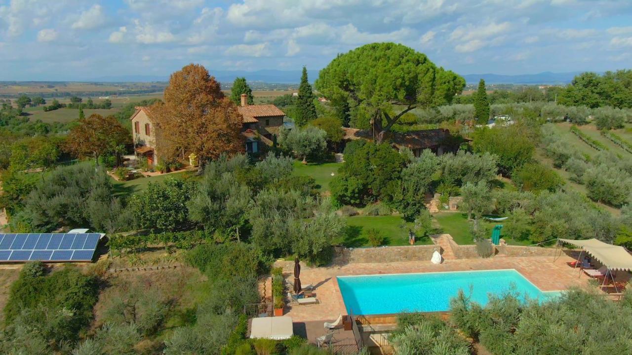 Fontanaro Farm And Culinary School Vila Paciano Exterior foto